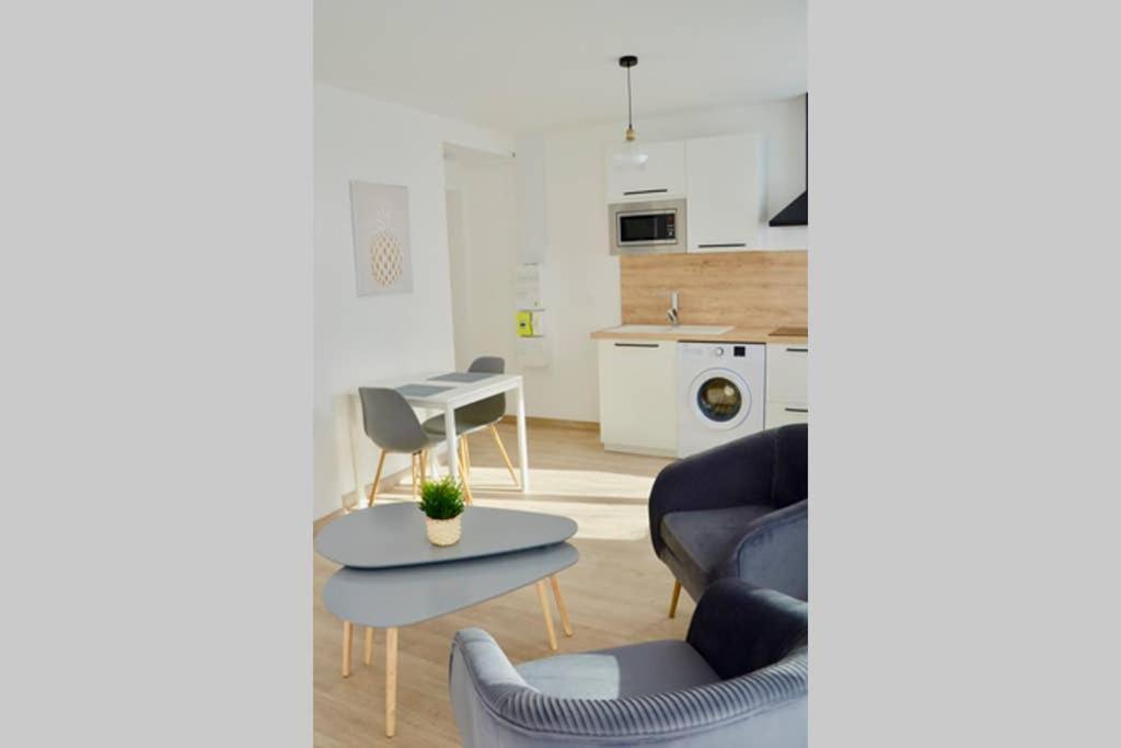 Dolmen Adrien 5 Tours Exterior foto